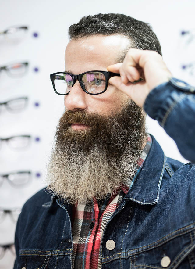 Photo of asian man in group fitness class
